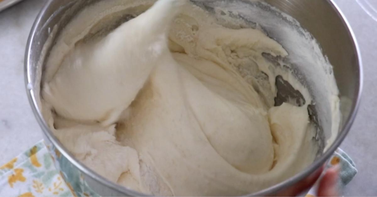 folding flour in the biscuit joconde batter
