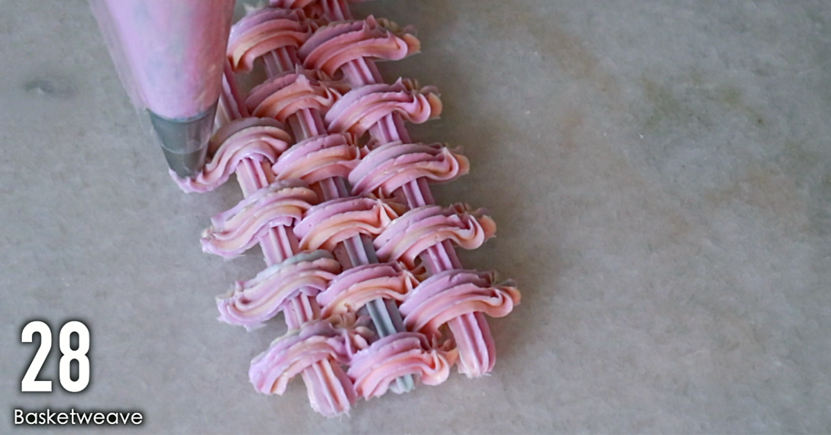 multi-color buttercream piping: piping basket weave