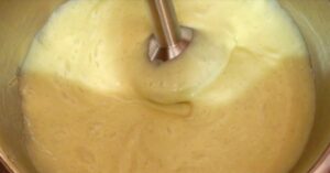emulsifying pastry cream with a hand blender