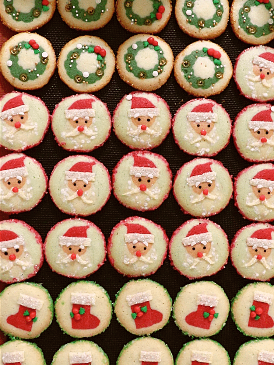Christmas cookies; Santa , Santa boots and wreaths cookies