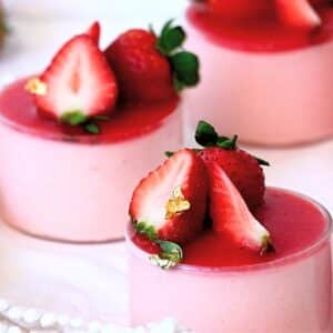 strawberry mousse with strawberry sauce on top