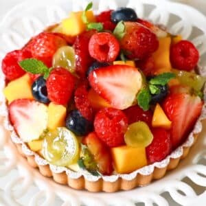 round fruit tart
